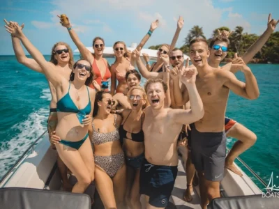 Tour Fiesta a bordo en Cartagena | alquilar bote o yate